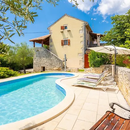 Villa Di Vino